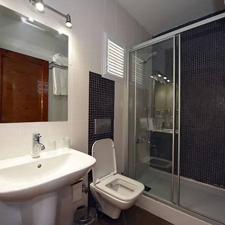 Villa Konak Hotel Szálloda 3*