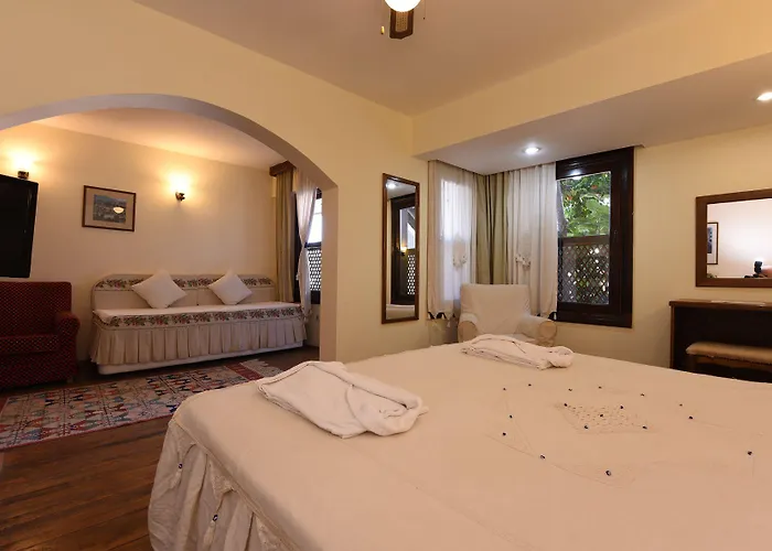 Villa Konak Hotel Szálloda